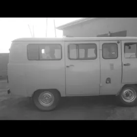 UAZ 452 2005