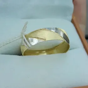 gyzyl aburcalnyy TÄZE