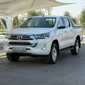 Toyota Hilux 2022