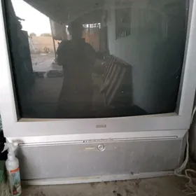 телевизор