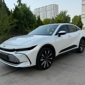 Toyota Crown 2023