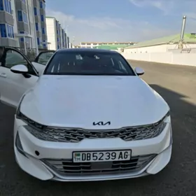Kia K5 2021