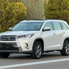 Toyota Highlander 2016