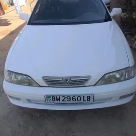 Toyota Vista 1995