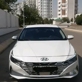 Hyundai Elantra 2021