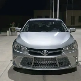 Toyota Camry 2015