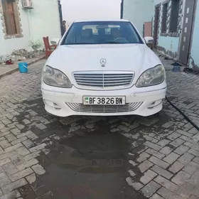 Mercedes-Benz S-Class 1999