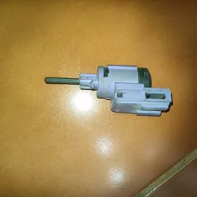 датчик стоп-сигнала