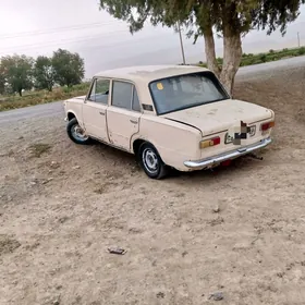 Lada 2104 1980