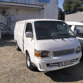 Toyota Hiace 2000