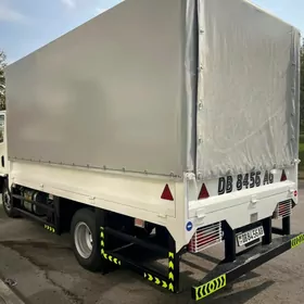 Mitsubishi Canter 2021