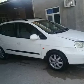 Taksy iş gözleyän