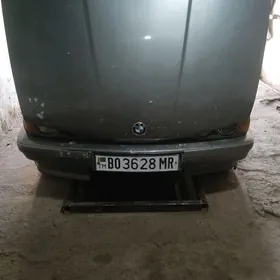 BMW 520 1989