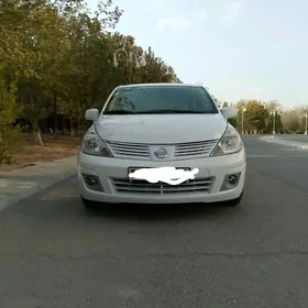 Nissan Versa 2009