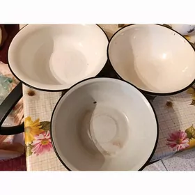 эмалированные чашки