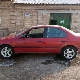 Nissan Primera 1991