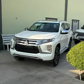 Mitsubishi Montero Sport 2024