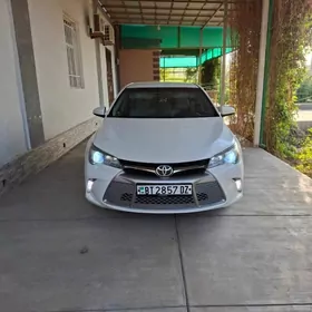 Toyota Camry 2016