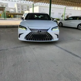 Lexus ES 350 2022