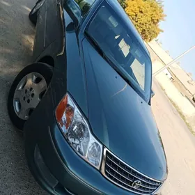 Toyota Avalon 2003