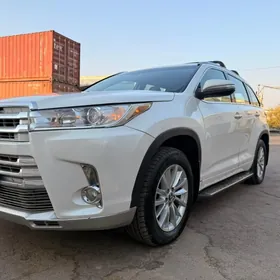 Toyota Highlander 2018