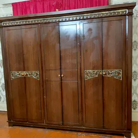 Gigant spalni komplekt