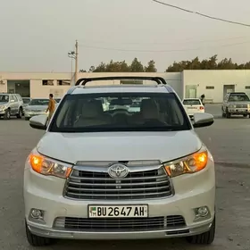 Toyota Highlander 2016