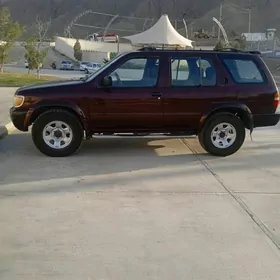 Nissan Pathfinder 1997