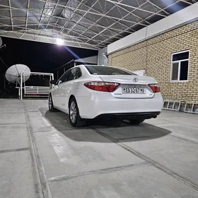 Toyota Camry 2017