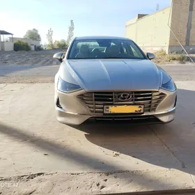 Hyundai Sonata 2021