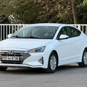 Hyundai Elantra 2020