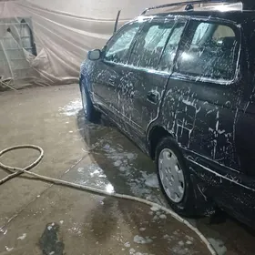 Toyota Corona 1997