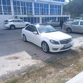 Mercedes-Benz C-Class 2012