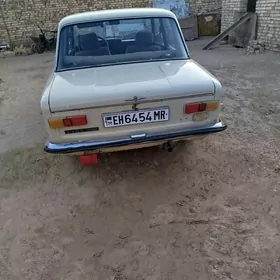 Lada 2104 1985