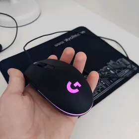 Myska logitech G102