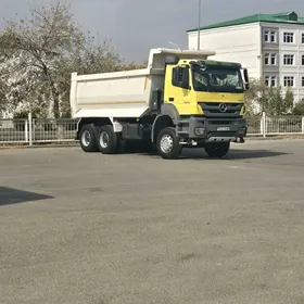 Mercedes-Benz ACTROS 3331 2014
