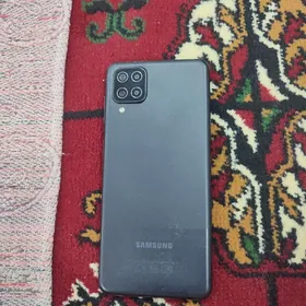Samsung Galaxy A12