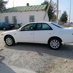 Toyota Camry 1998