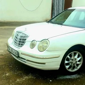 Kia Opirus 2004