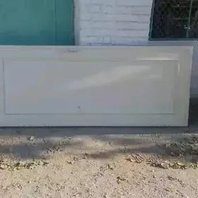 деревянная дверь