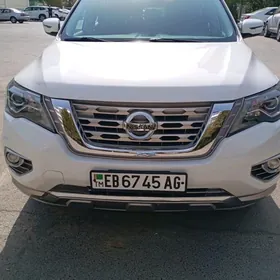 Nissan Pathfinder 2020