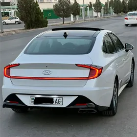 Hyundai Sonata 2021