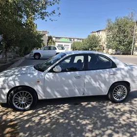 Daewoo Nubira 2001