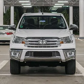 Toyota Hilux 2018