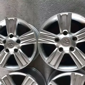 Land cruser Diska 17