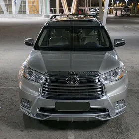 Toyota Highlander 2015