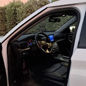 Ford Explorer 2021