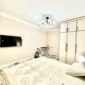 2 KOMNAT MIR 7/1