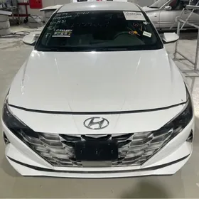 Hyundai Elantra 2021