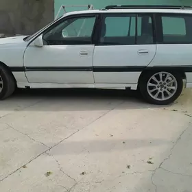 Opel Omega 1991